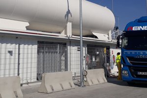 Pressemitteilung zur Eröffnung der LNG Tankstelle in Potsdam 